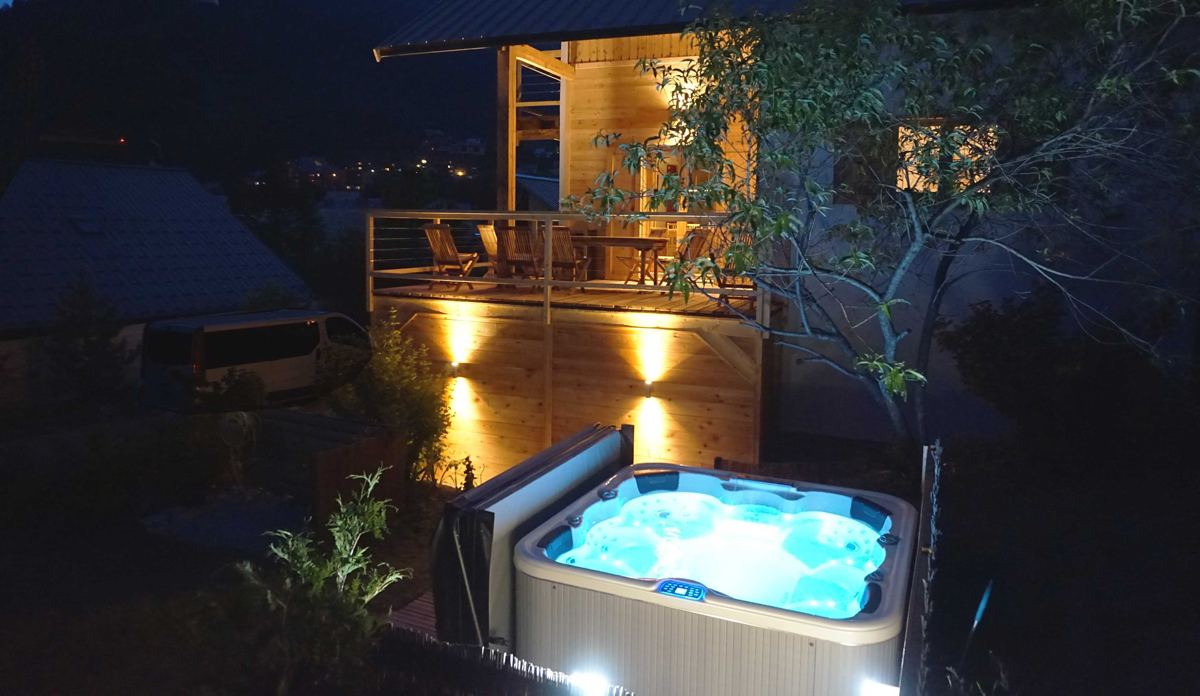 Jacuzzi extérieur